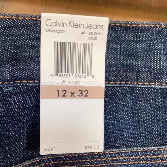Calvin Klein flare jean sits at waist regular fit flare leg size 31 12 - Picture 11 of 17
